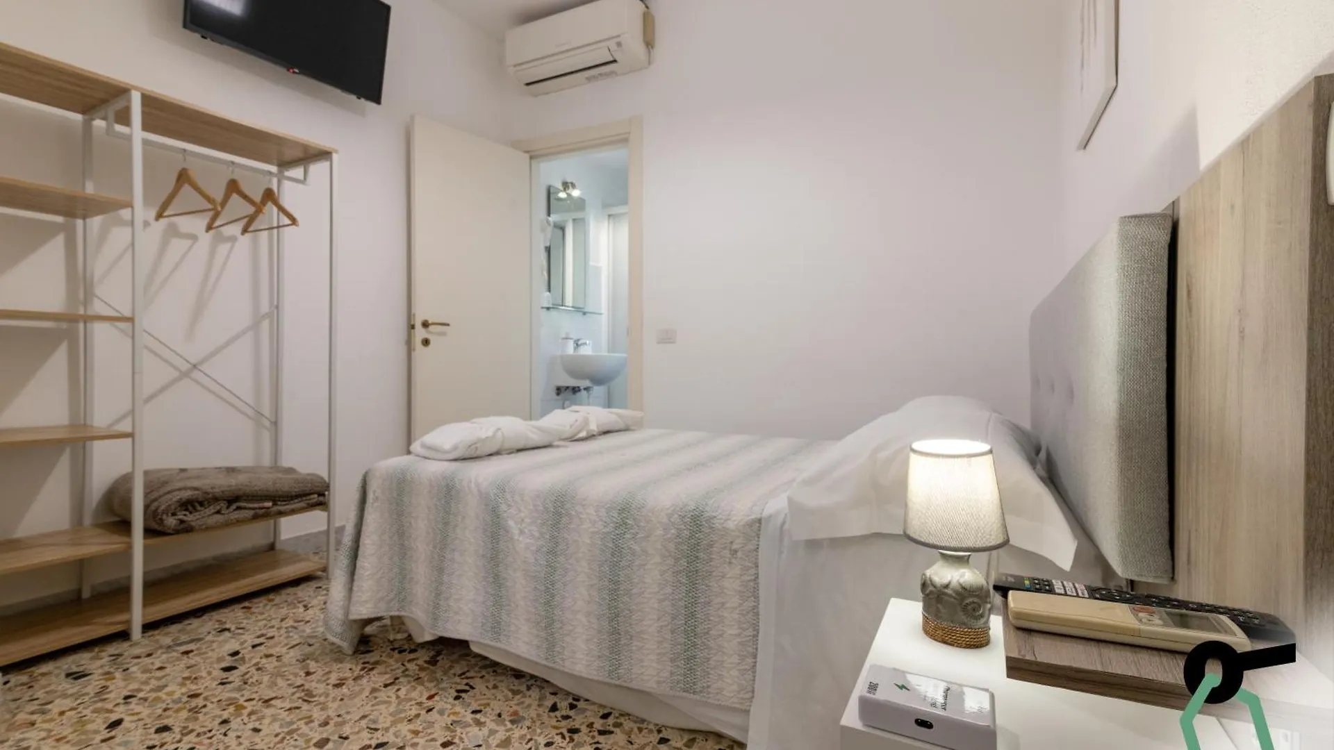 Hotiday Room Collection - Ortigia Opera Syracuse