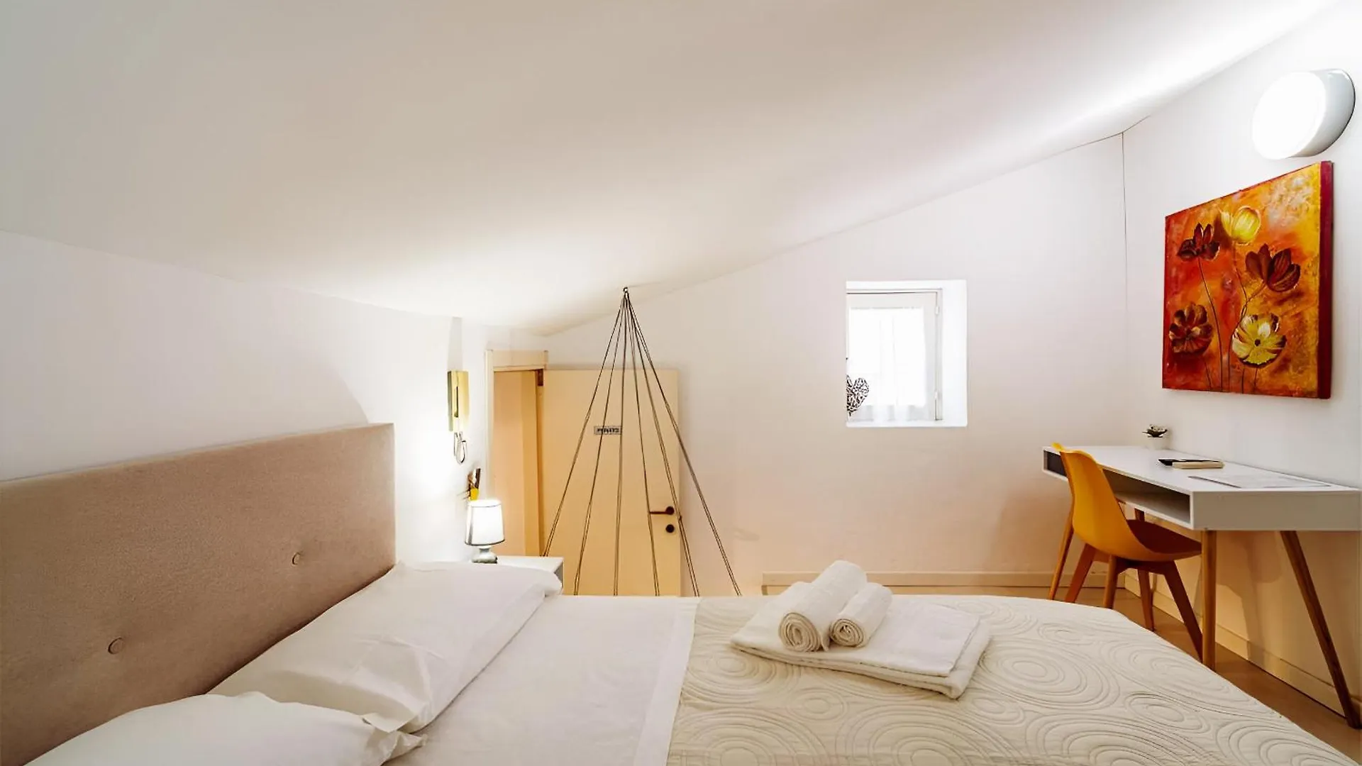 Guest house Hotiday Room Collection - Ortigia Opera Syracuse Italy