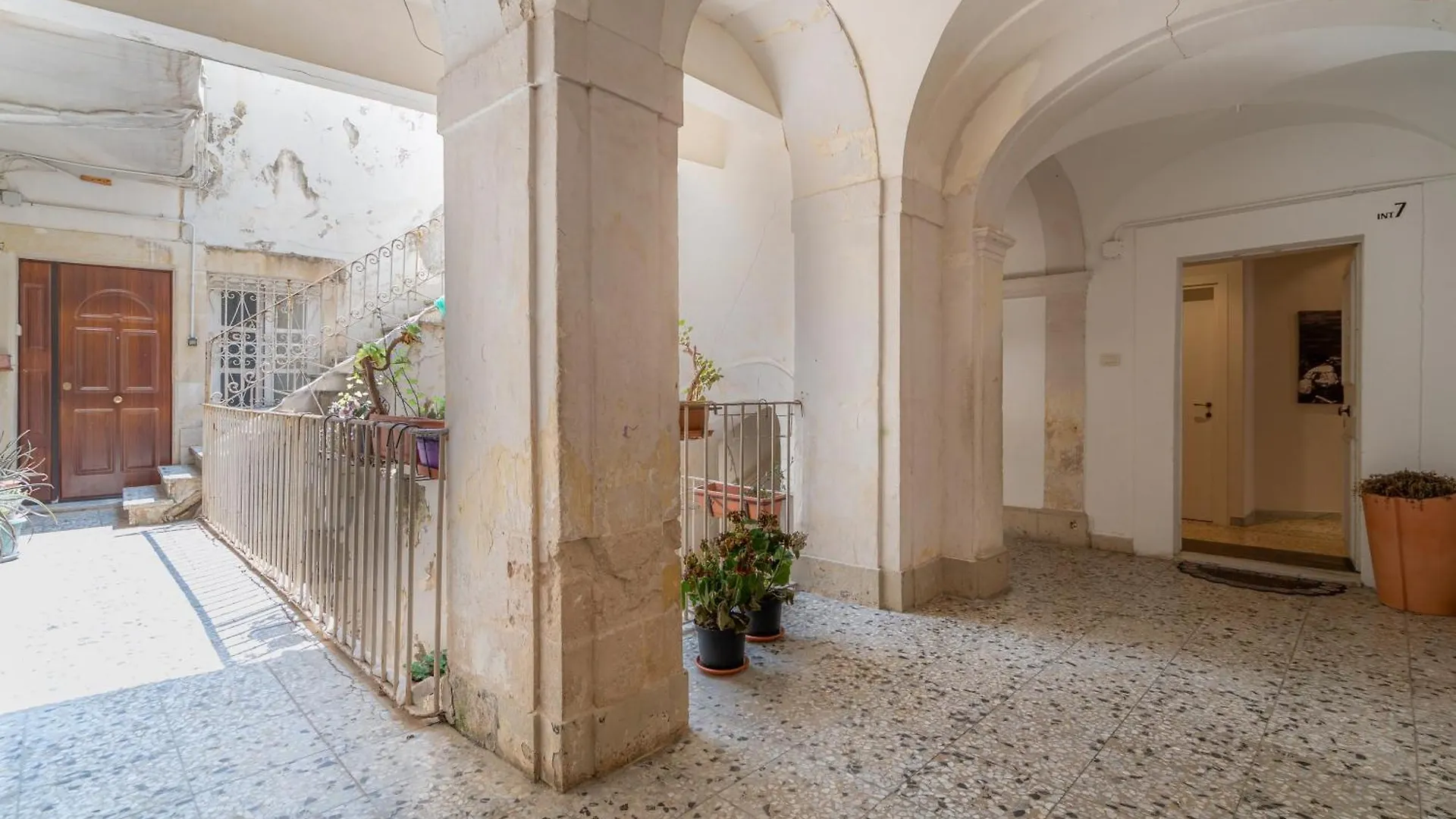 Hotiday Room Collection - Ortigia Opera Syracuse 0*,  Italy