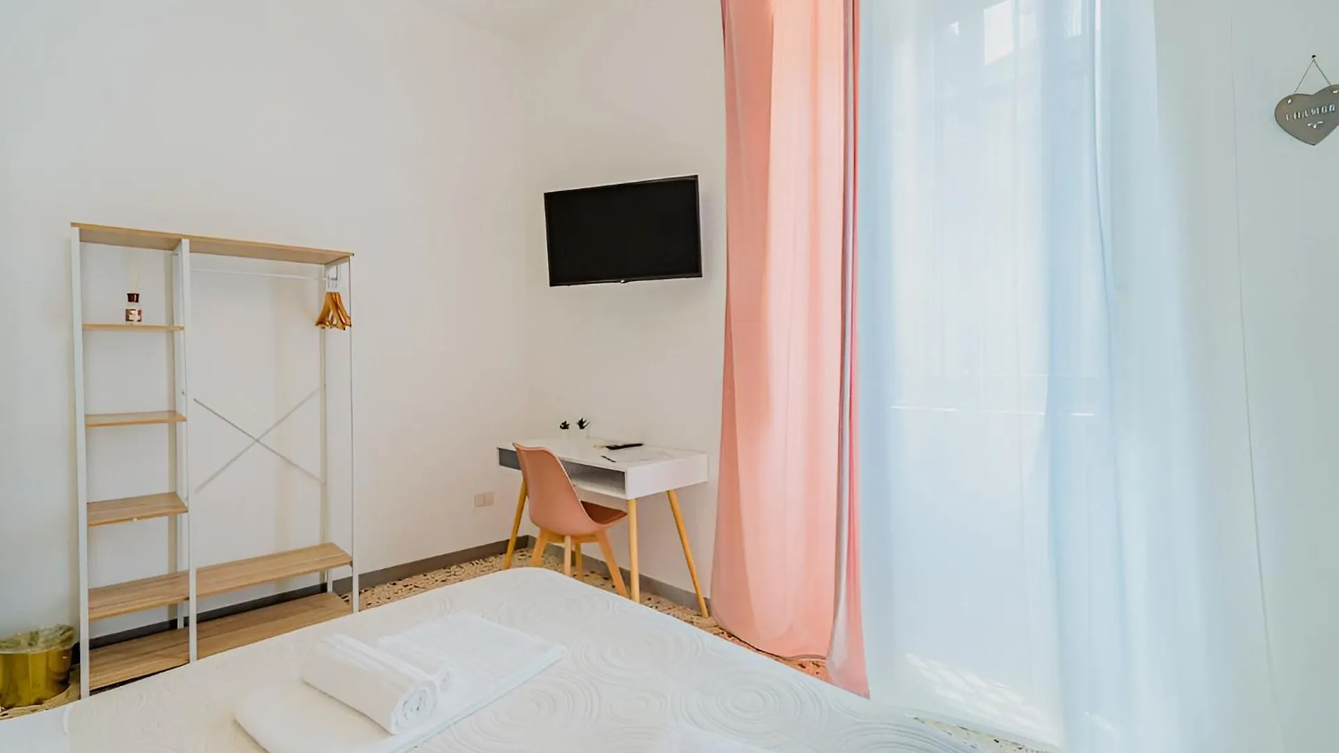 Hotiday Room Collection - Ortigia Opera Syracuse Guest house